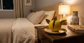 Pegue um limão, espete uma folha de louro nele e coloque-o no quarto: você agradecerá a si mesmo na manhã seguinte