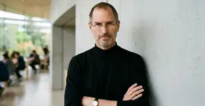 Steve Jobs, o visionário que mudou nossa tecnologia: “Seu tempo é limitado, então não o gaste vivendo a vida de outra pessoa”