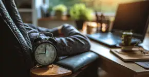 Um cochilo curto pode turbinar seu sucesso profissional