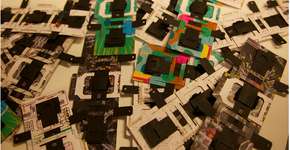 Indiano cria microscópio de papelão que custa só US$ 0,50 e amplia 2.000 vezes a imagem