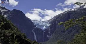 Conheça a geleira suspensa Ventisquero, na Patagônia chilena