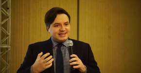 Presidente da Biblioteca Nacional associa Caetano ao analfabetismo