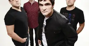 Samuel Rosa anuncia separação da banda Skank após 30 anos