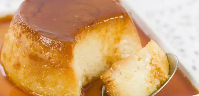 Pudim de leite low carb para comer de joelhos!