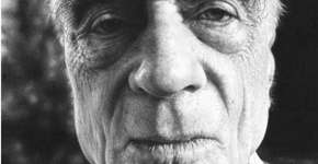 Desenhos hiper-realistas revelam envelhecimento no rosto de idosos