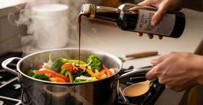 Truque de chef: como usar uma colher de chá de vinagre para realçar o sabor dos vegetais no cozimento