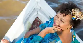 Dona Onete encerra turnê de Banzeiro com Je Treme na Casa Natura