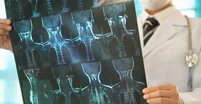 Quais os sintomas de câncer de cabeça e pescoço?