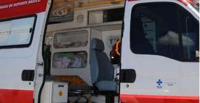 Deixado sozinho pela cuidadora, menino cai de janela em MT