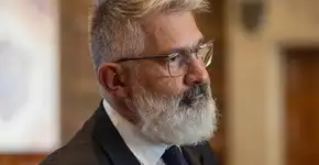 San Marino se torna o 1º país a ter um chefe de Estado assumidamente gay