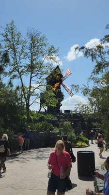 Detalhes da área temática de Dark Universe