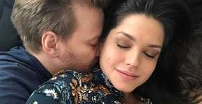 Teodoro fazendo carinho em Melinda é tudo de bom!