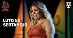 Cantora Marília Mendonça morre em acidente de avião