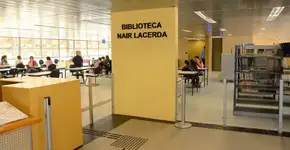 Biblioteca Nair Lacerda recebe lançamento de livro e conferência sobre poetas neste domingo