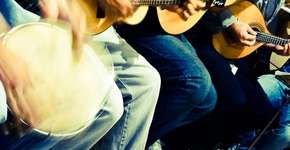 Todos os sábados têm roda de choro na General Osório