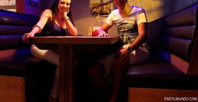 Uma hamburgueria com clima de praia e surfe na Grande SP