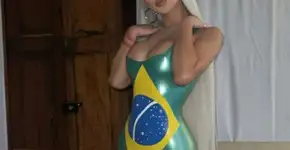 Influenciadora trans é colocada em cela masculina nos EUA