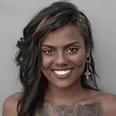 Batom Kianga, da Negra Rosa