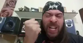 Felipe Neto celebra punição de youtuber recomendado por Bolsonaro