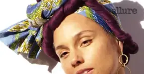 Alicia Keys fala sobre sua liberdade para usar maquiagem ou não