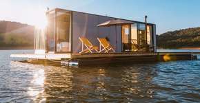 Casa flutuante é opção de hospedagem em plena Mata Atlântica