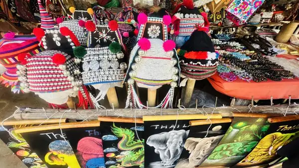 Artesanato das aldeias de refugiadas na Tailândia