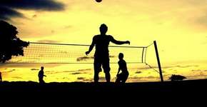 Praia de paulista: Clube Escola da Lapa terá futevôlei, handbeach e futebol na areia