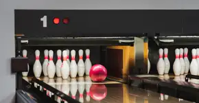 Férias de verão: 5 hotéis e resorts no Brasil com pista de boliche