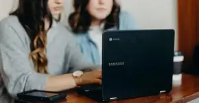 Como conseguir um emprego sem experiência profissional