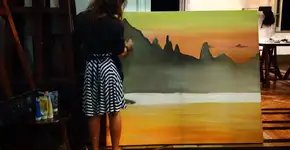 Artista transforma fotos do instagram em quadros impressionantes