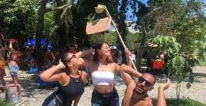 Após post de Bolsonaro, foliões fazem fantasia de golden shower