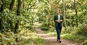 Segundo a psicologia, uma simples caminhada ao ar livre consegue destravar a criatividade e resolver problemas