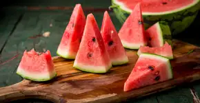 Estudo indica que melancia pode causar dor de cabeça