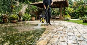 Com esse ingrediente simples de cozinha, meu terraço verde estava brilhando de limpo novamente em uma hora