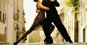 Praça no Brooklin tem apresentações de tango