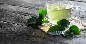 Estudo aponta o melhor chá para ajudar a controlar pressão alta