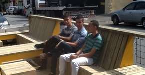 Na Vila Madalena, Rua Fidalga ganha parklet; SP contará com 30 até o fim do ano