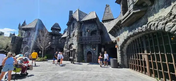 Detalhes da área temática de Dark Universe