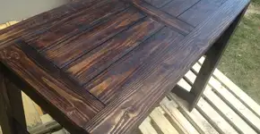 Caixotes e pallets viram móveis novos e diferentes