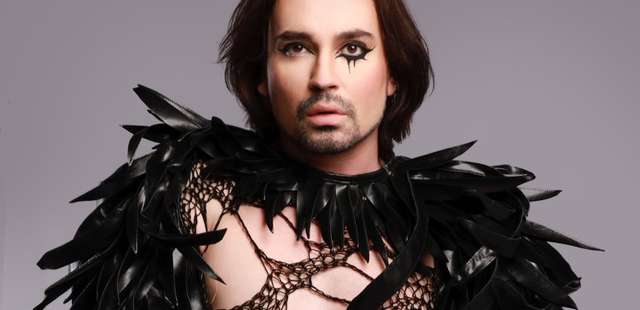 Johnny Hooker na turnê ‘Macumba 10 Anos’