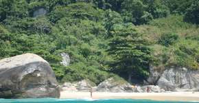 Praias de nudismo: saiba quais são as 8 oficiais que existem no Brasil