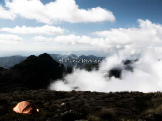 Pico dos Marins, na Serra da Mantiqueira, entre as cidades de Piquete e Cruzeiro, no interior de São Paulo