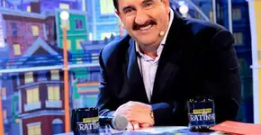 Ratinho polemiza sobre novelas da Globo: ‘tem tanto viado assim?’