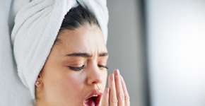 Ciência revela como acabar de vez com o mau hálito matinal