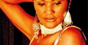 Célia canta Adoniran no Sesc Pinheiros