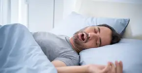 Sinais de distúrbio comum do sono que alertam para o risco de demência