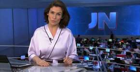 Traje de Renata Vasconcellos chama atenção da internet