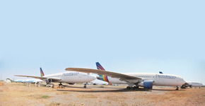 Jovens querem criar espaço de inovação em carcaça de Boeing colocada no meio de Brasília