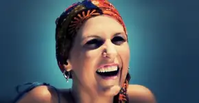 Durante tratamento de câncer, empresária cria fanpage com dicas de beleza e otimismo