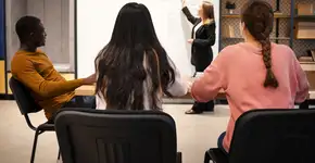 Plataforma oferece 4,5 mil vagas em cursos gratuitos profissionalizantes